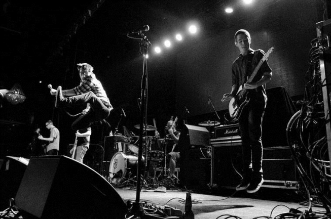 Muévete por el escenario