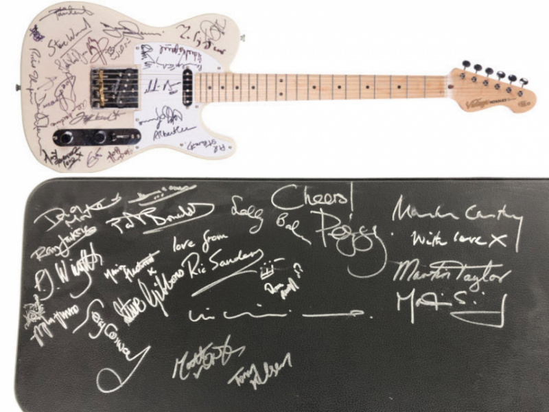 Subasta Jerry Donahue - guitarra estuche