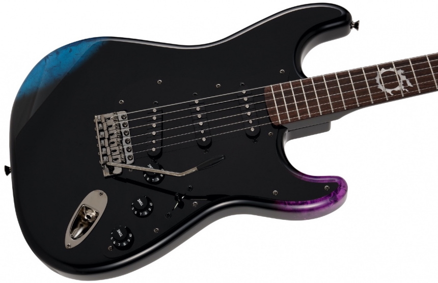 final-fantasy-fender-cuerpo