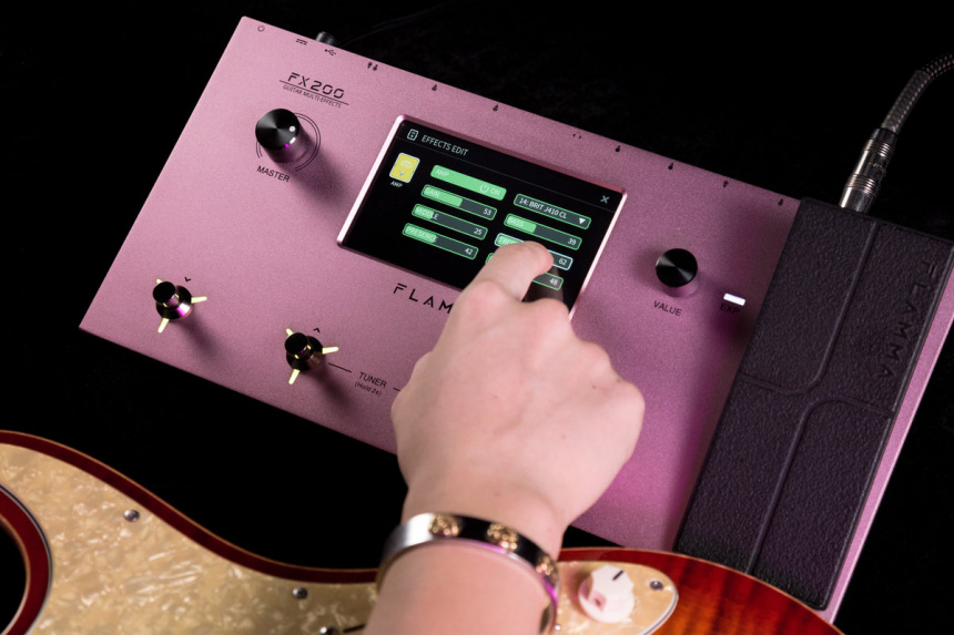 Pantalla táctil de la Flamma FX200