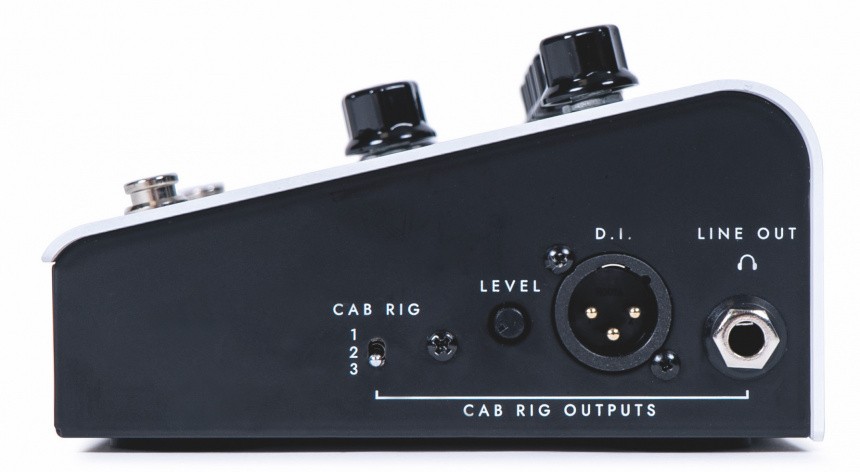 Panel lateral del Amped