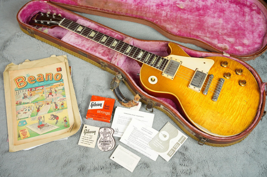 Gibson '59 Les Paul Burst The Beast en el estuche con los extras