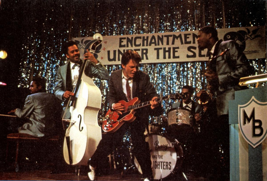 Buscando la guitarra de Regreso al futuro