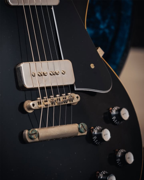 Puente y cordal de la Gibson Custom Noel Gallagher