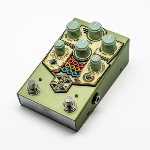 Lateral del Beetronics BeeBeeDee