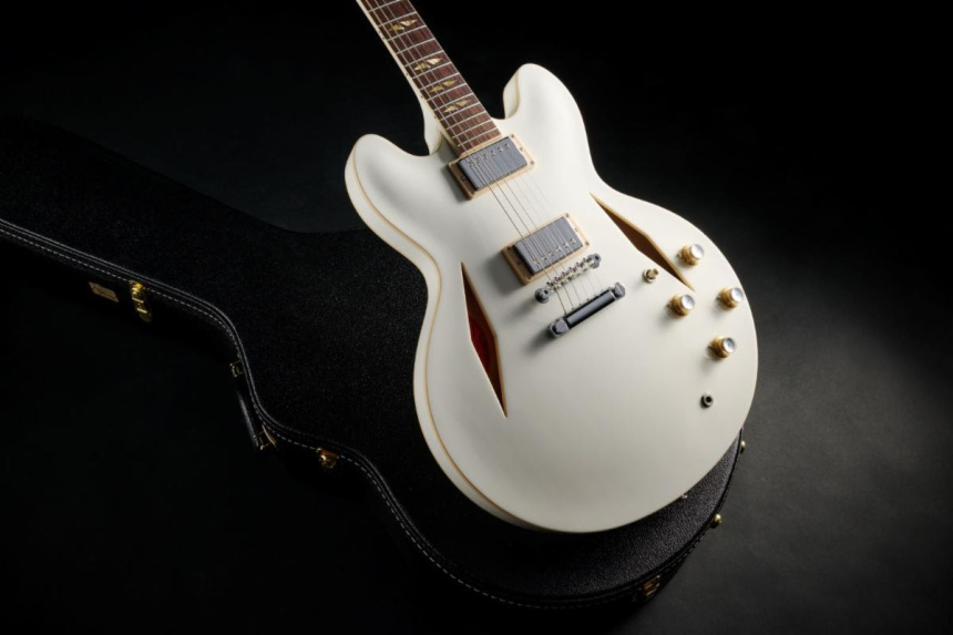 Gibson Custom Dave Grohl DG-335 Limited Edition en Alpine White - portada