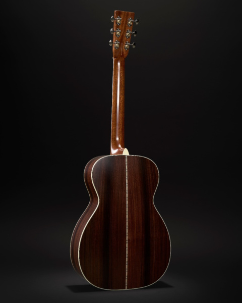 Trasera de la Custom Shop 0-28