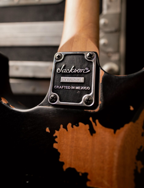 Placa de mástil de la Jackson Pro Series Phil Collen PC1-E
