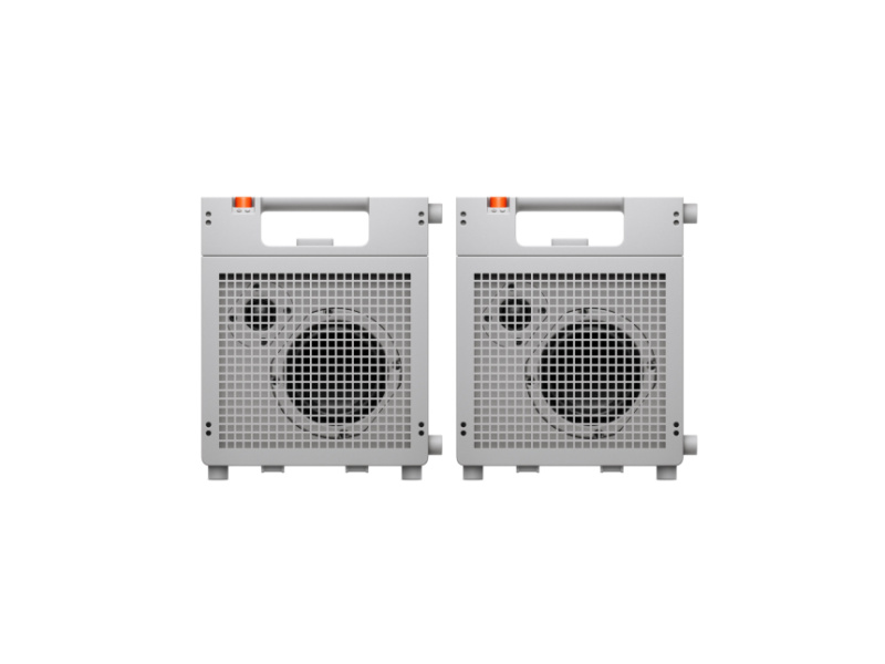 Dos unidades del EP-35 K.O. Amp colocadas una al lado de la otra en vista frontal sobre fondo blanco.