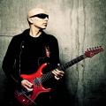 Joe Satriani: monográfico, estilo, y salto a la fama