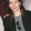 Novedades sobre Steve Vai