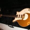 Brian May Guitar's Review
