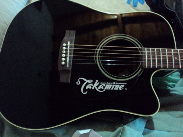 Mi Guitarra electroacustica