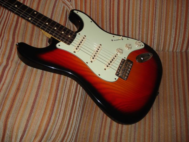 replica fender 62