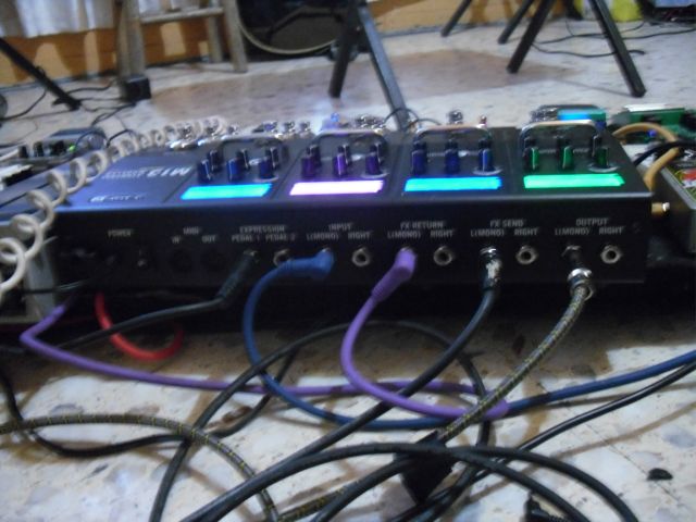 LINE 6 M13
