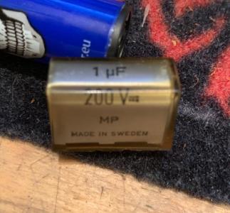 Cond. booster 1uf -1-.JPG