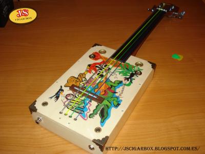 js bajo ukelele 1.jpg