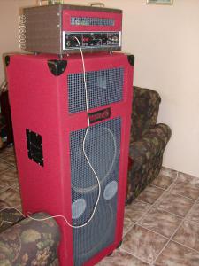 Amplificador de bajo 017.jpg