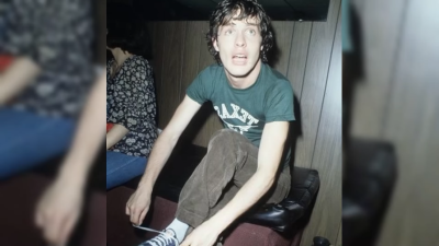 Space Music - The Lifestyle of Angus Young ✔ Career, Net Worth & Ellen van Lochem [TgGyY4mg-0I - 895x503 - 3m04s].png