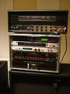 Amp & Rack.JPG