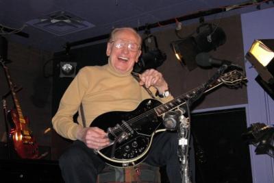 Les-Paul-11.jpg
