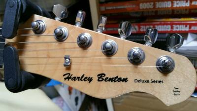 HB headstock.JPG