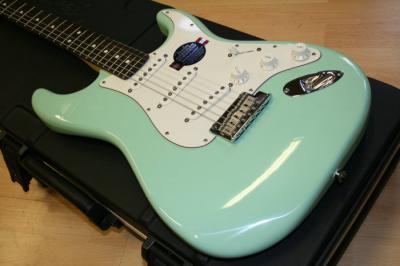 fender-usa-fsr-american-standard-stratocaster-special-edition-surf-green-rosewood-neck-[2]-1091-p.jpg