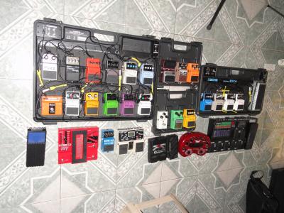 MIS PEDALES NO 1.jpg