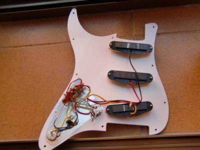 electronica strato.jpg