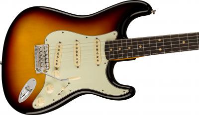 fender-american-vintage-ii-1961-rosewood-fingerboard-3-color-sunburst_633c035197e15.jpeg