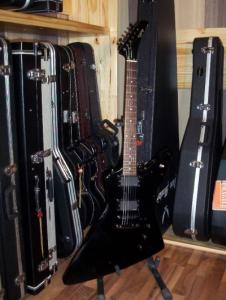 GUITARS 012.jpg
