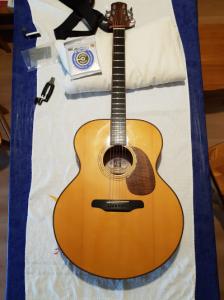 LARKIN JUMBO_CAMBIO DE CUERDAS.jpg