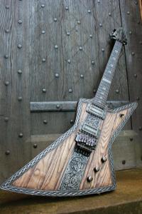 Hutchinson-Customs-Designs-Guitarriego-1-683x1024.jpg