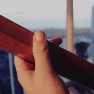 Pulgar «por encima».png