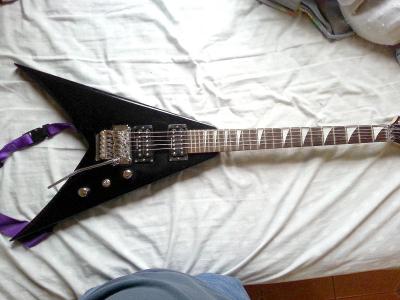 guitarra-electrica-jackson-king-v_MLM-F-3705049722_012013.jpg