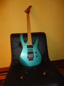 1386868669_576922927_1-Fotos-de--Vendo-guitarra-electrica-ibanez.jpg