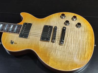 DETALLE GUITARRA ORIGINAL.jpg