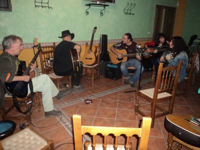 ZONA TRANQUILA VIERNES NOCHE.JPG