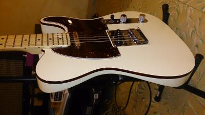 Tele Deluxe 02.jpg.jpg