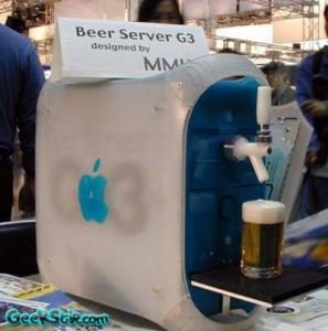 recycle-mac-computer-mailbox-3.jpg