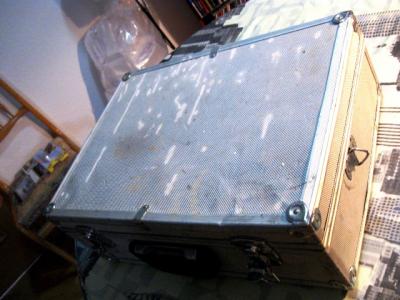 EL MALETIN DE LA BASURA.JPG