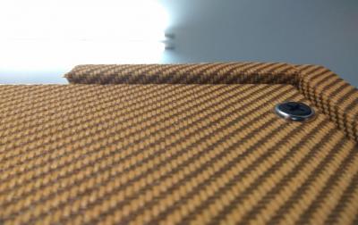 Algunas esquinas más hundidas que otras en las tapas.jpg