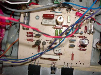 Amplificador de bajo 009.JPG