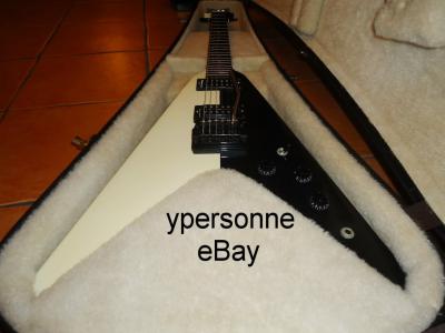 gibson fliying V 2.jpg