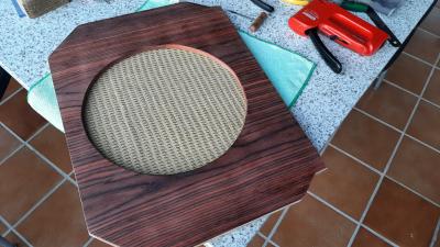 Baffle encapado con rejilla 2.jpg