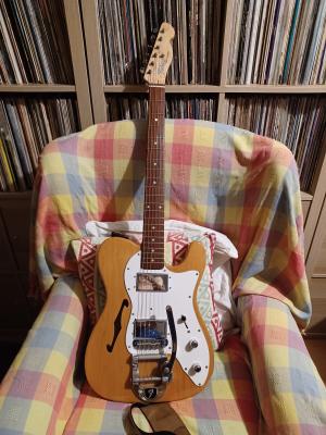 TOKAI TELECA BIGSBY.jpg