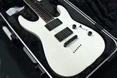 jackson-soloist-slsmg-remate-tiempo-limitado_MLM-F-2730906821_052012.jpg