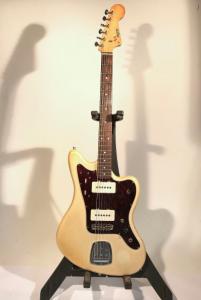 Mory_guitar.jpg