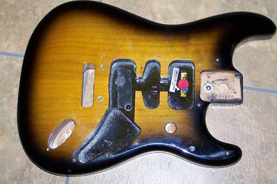 strato de luxe diestra.jpg