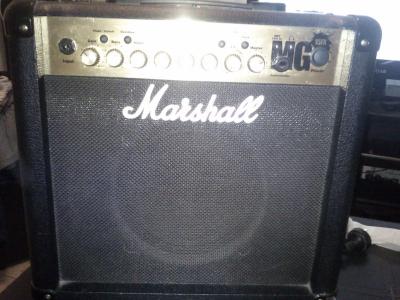 marshall-mg15-fx-la-plata-422101-MLA20279848613_042015-F.jpg